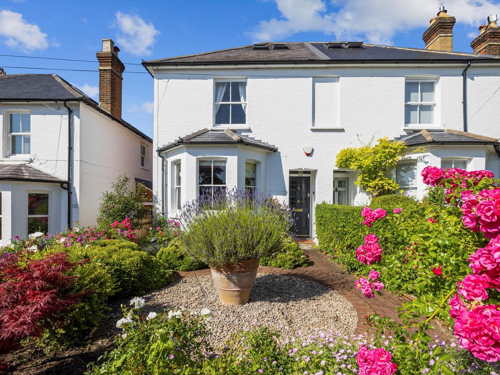 3 bed semidetached house for sale in Pewley Hill, Guildford, Surrey