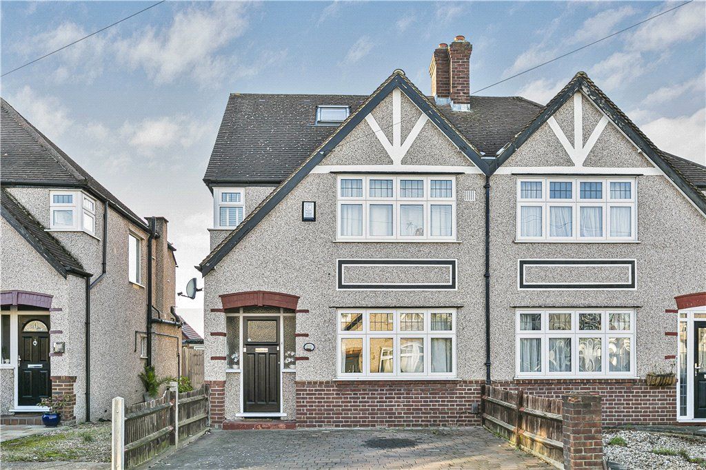 4 bed semidetached house for sale in Rydal Gardens, Whitton, Hounslow