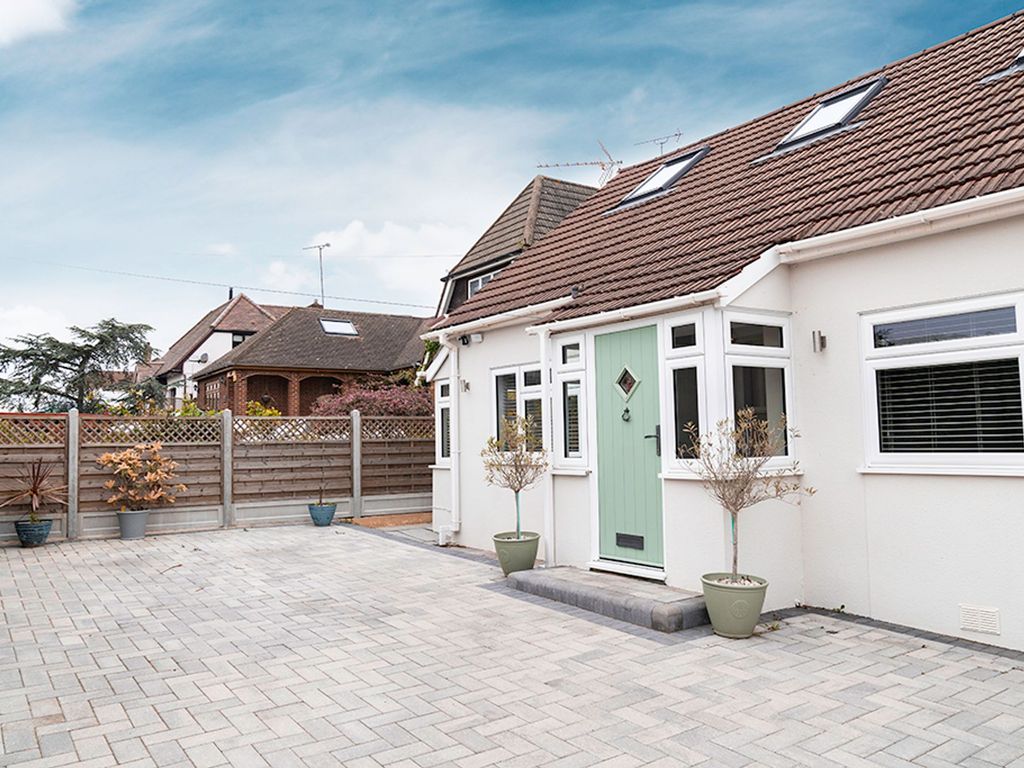 4 bed detached house for sale in Great Berry Lane, Langdon Hills SS16 Zoopla