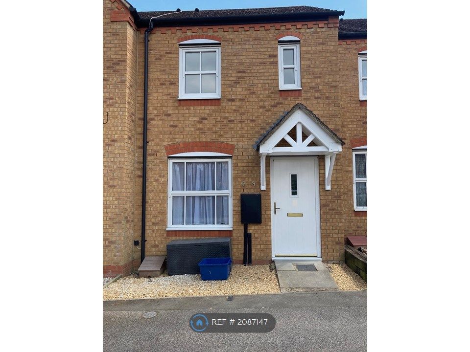 2 bed terraced house to rent in Colchester Court, Bletchley, Milton