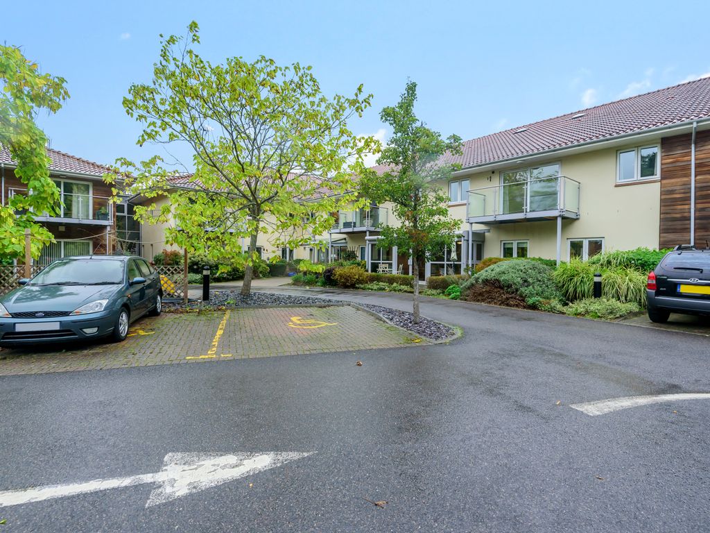 2 bed flat for sale in Shannon Way, Chandler's Ford, Eastleigh SO53