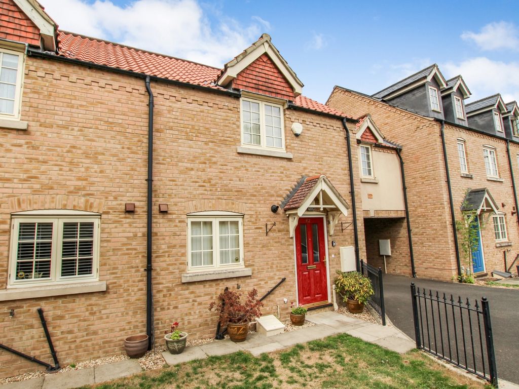 2 bed terraced house for sale in King Henry Chase, Bretton