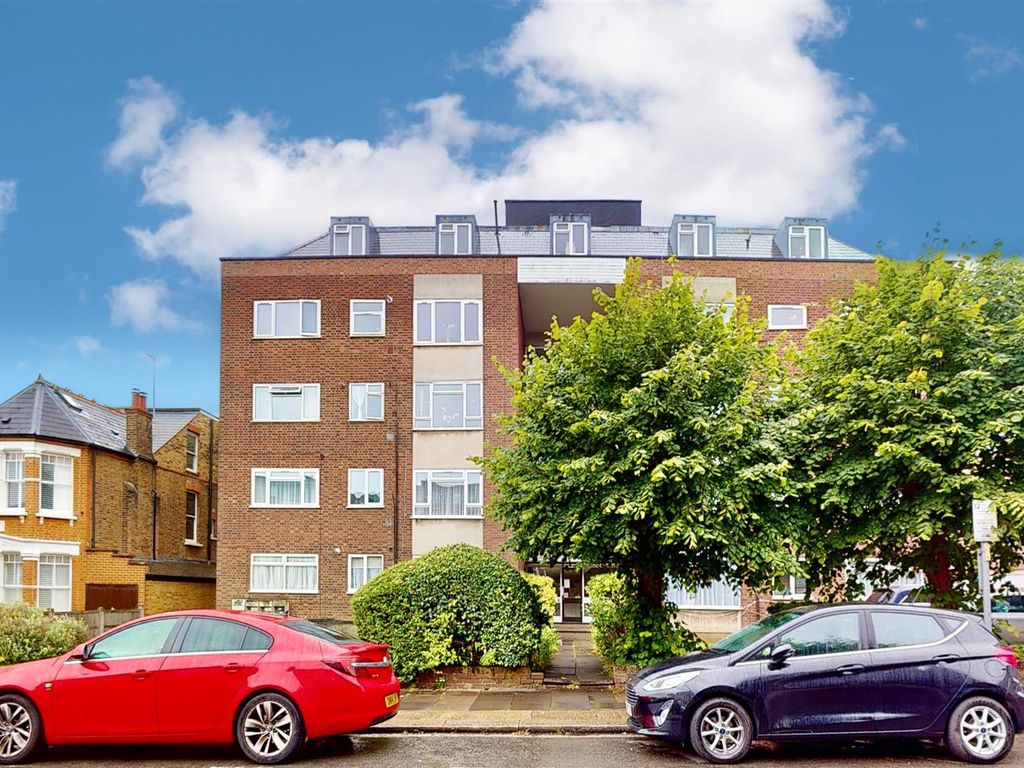1 bed flat for sale in Torrington Park, London N12, £279,950 Zoopla