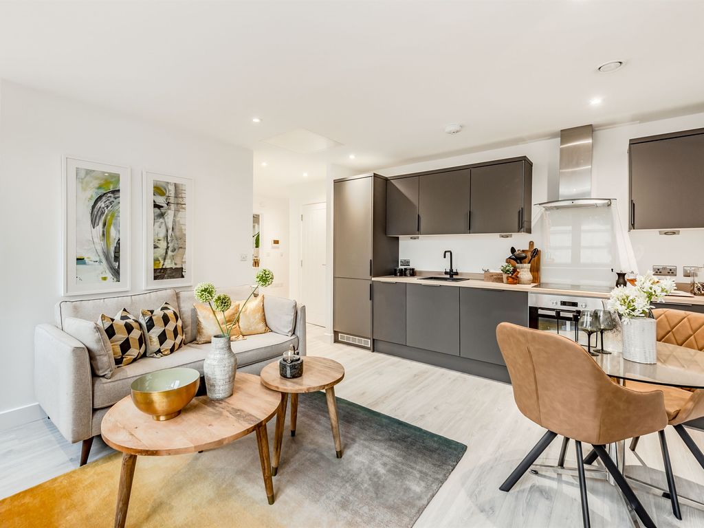 New home, 2 bed flat for sale in East Park, Crawley RH10 Zoopla