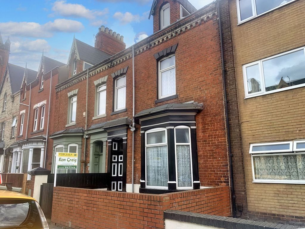 6 bed terraced house for sale in Grange Road, Hartlepool TS26 Zoopla