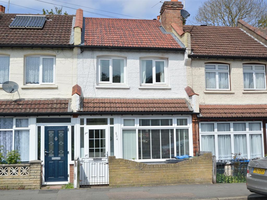 3 bed terraced house for sale in Chipstead Valley Road, Coulsdon CR5