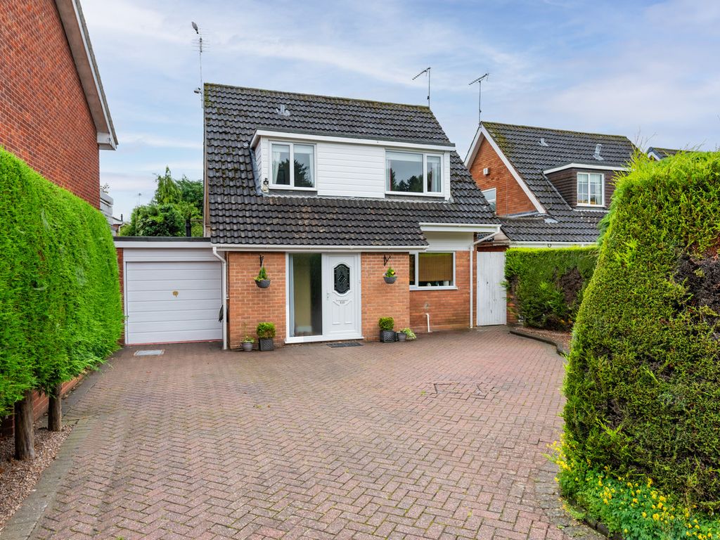 4 bed detached house for sale in Lower Lickhill Road, StourportOn