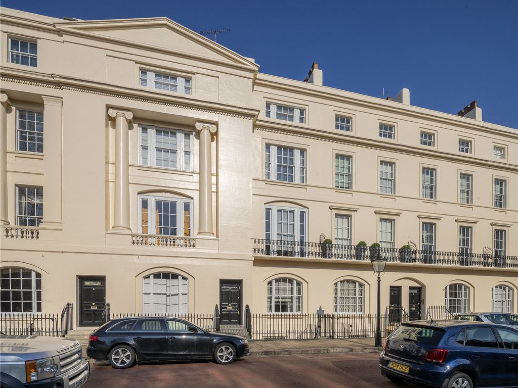 Kent Terrace, Regent's Park, London NW1  