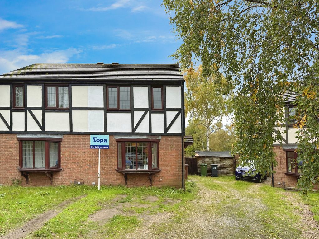 2 bed semidetached house for sale in Hibaldstow Road, Lincoln LN6, £