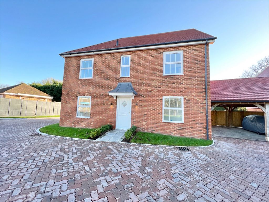 New home, 3 bed detached house for sale in The Apple Trees, Charing