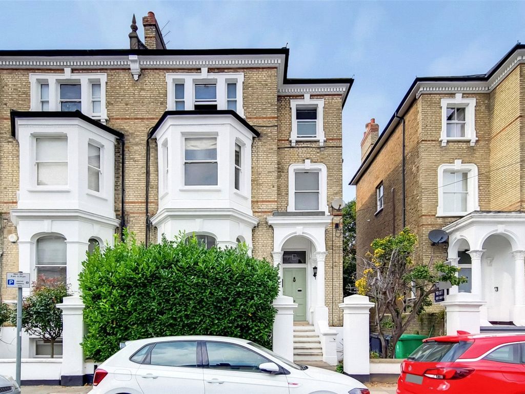 Studio for sale in St. Philips Road, Surbiton KT6, £224,950 Zoopla