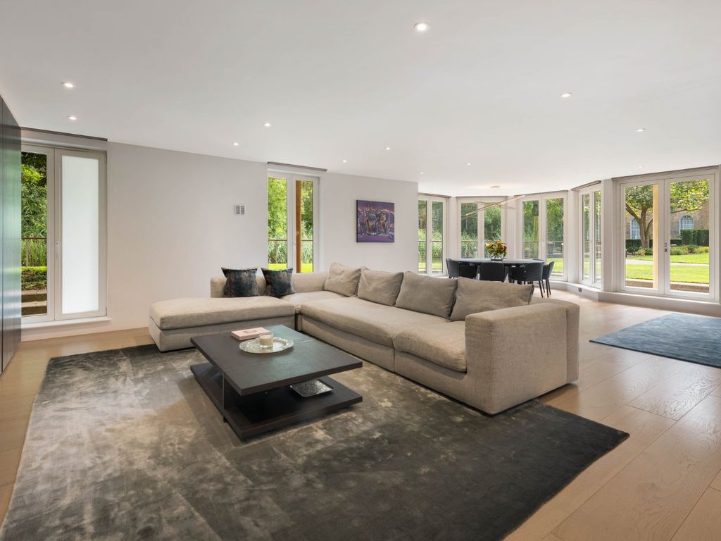 Blore House, Coleridge Gardens, Kings Chelsea, London SW10