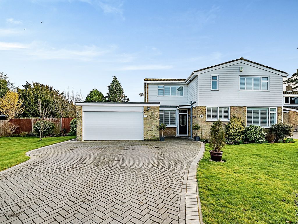 4 bed detached house for sale in Redwood, Burnham, Slough SL1 Zoopla