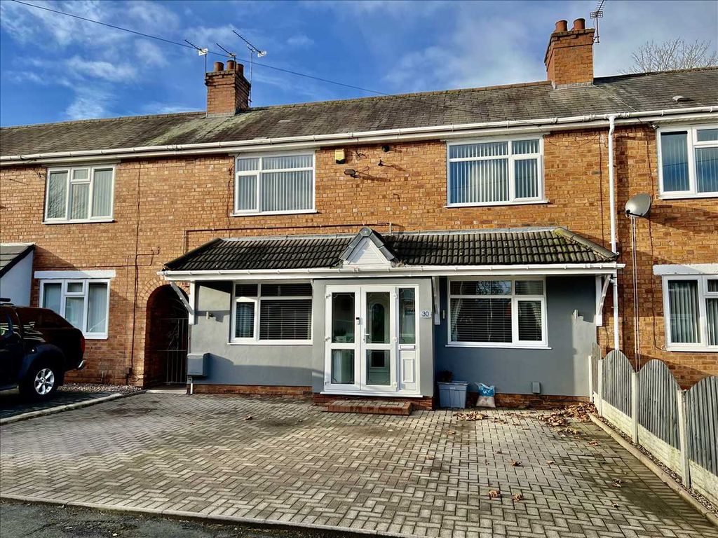 3 bed terraced house for sale in East Avenue, Wednesfield, Wednesfield