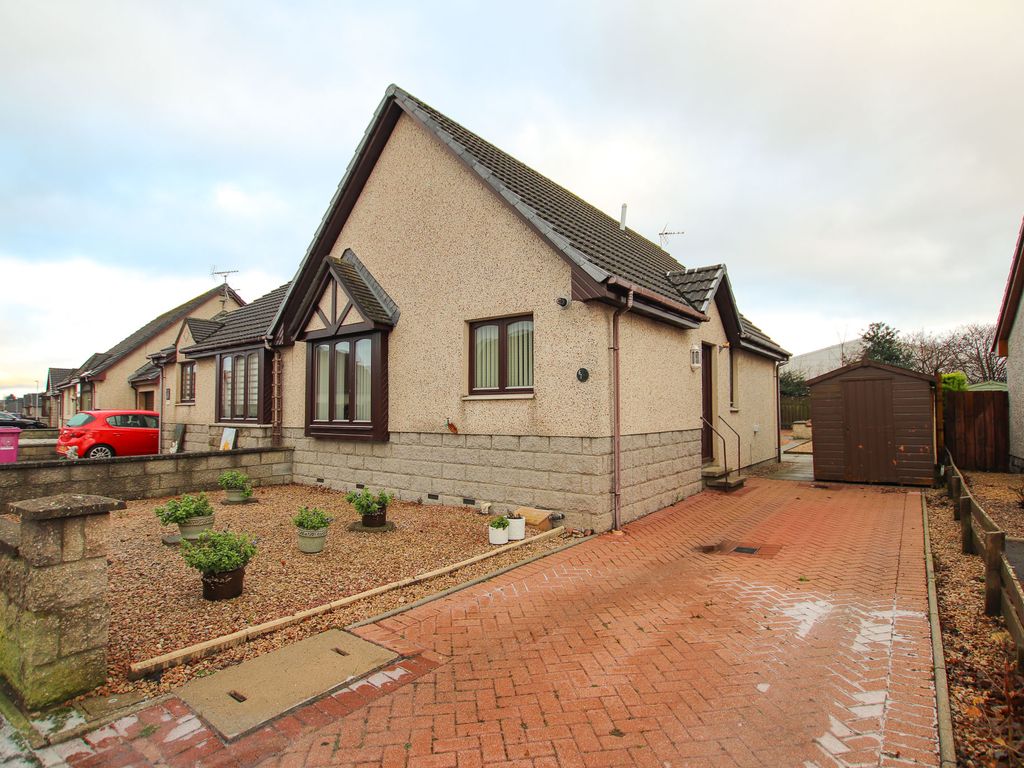 2 bed bungalow for sale in Archibald Grove, Buckie AB56, £160,000 Zoopla