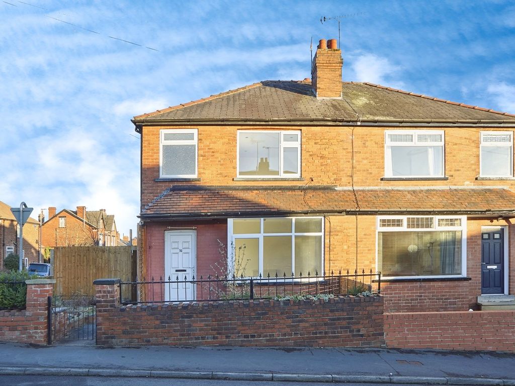 4 bed semidetached house for sale in Kirkstall Mount, Leeds LS5, £