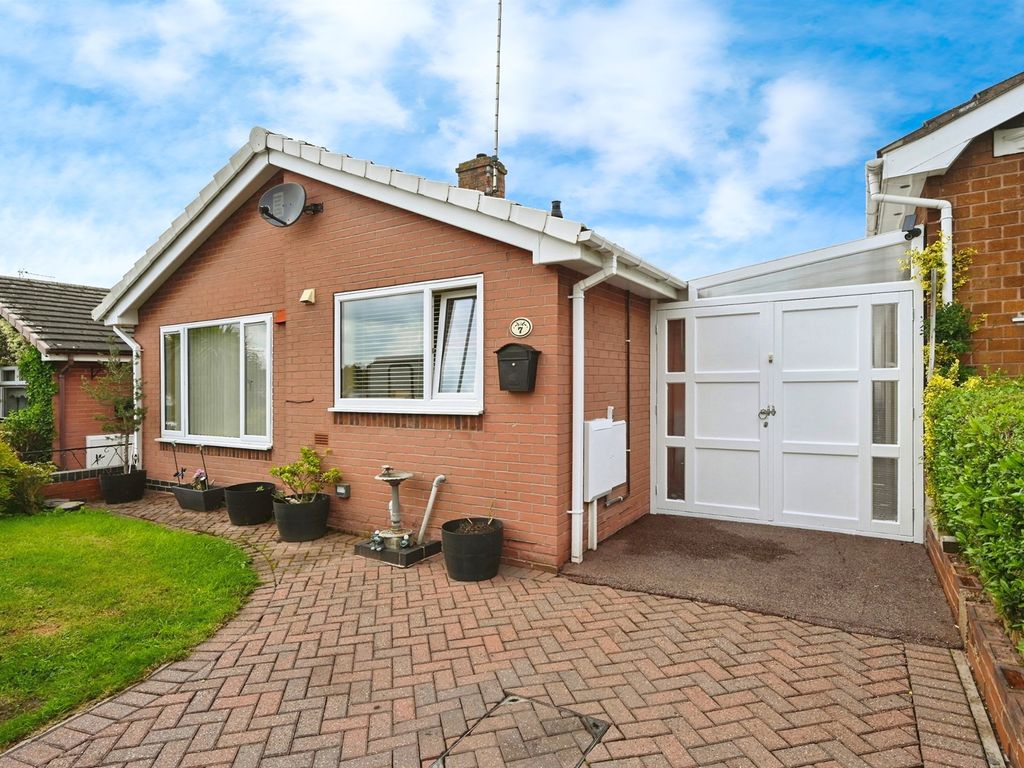 2 bed detached bungalow for sale in Forest Rise, Warsop, Mansfield NG20