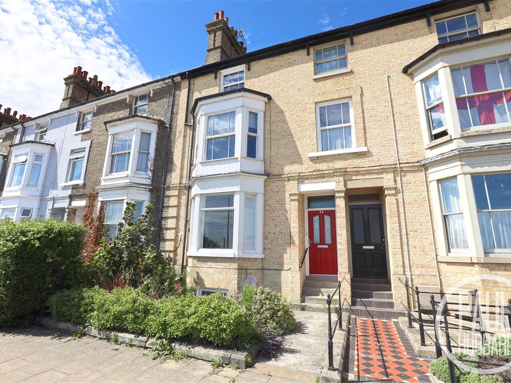 2 bed for sale in Marine Parade, Lowestoft NR33, £200,000 Zoopla