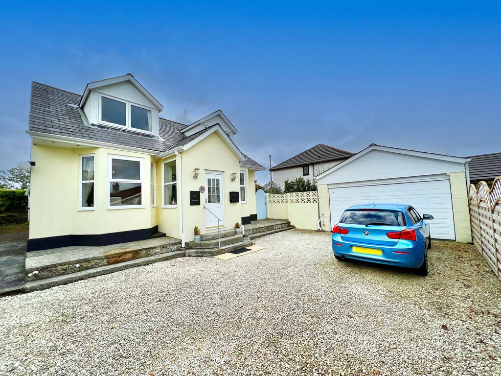 4 bed detached bungalow for sale in Meadow Close, St. Stephen, St