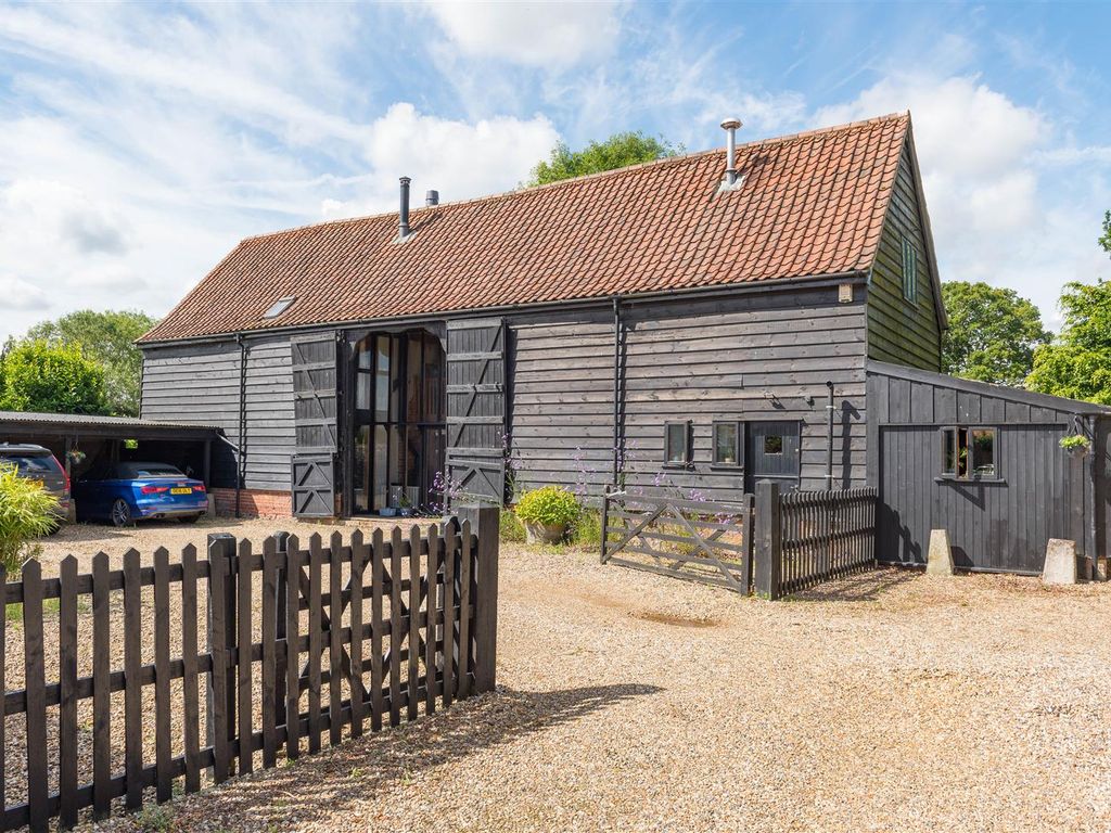 4 bed barn conversion for sale in The Barley House, Coram Street