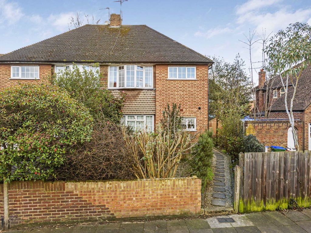 2 bed for sale in Kneller Road, Whitton, Twickenham TW2 Zoopla