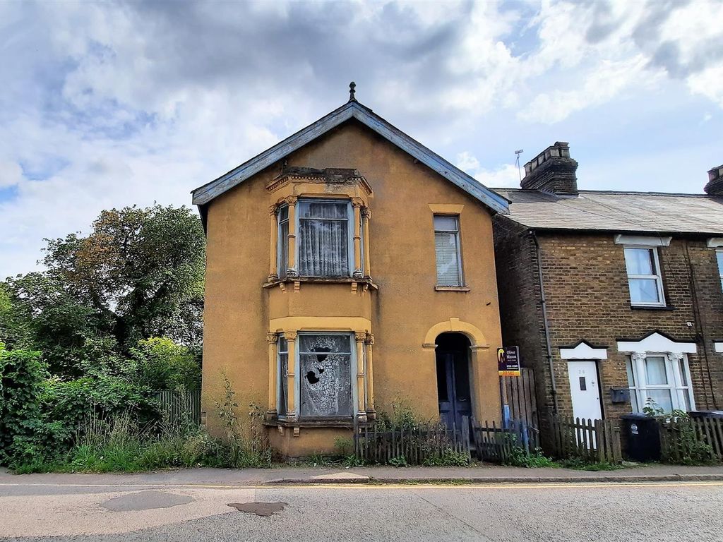 4 bed detached house for sale in Station Road, Stanstead Abbotts, Ware