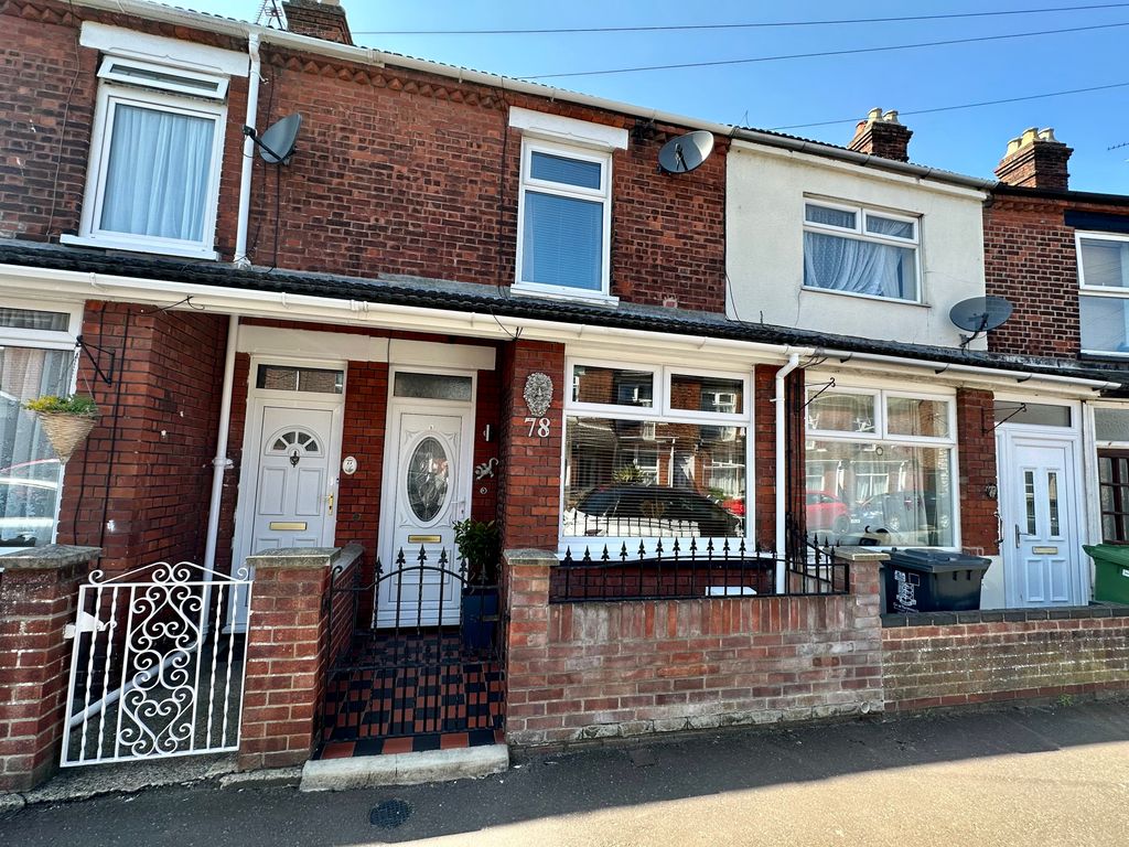 3 bed terraced house for sale in Alderson Road, Great Yarmouth NR30