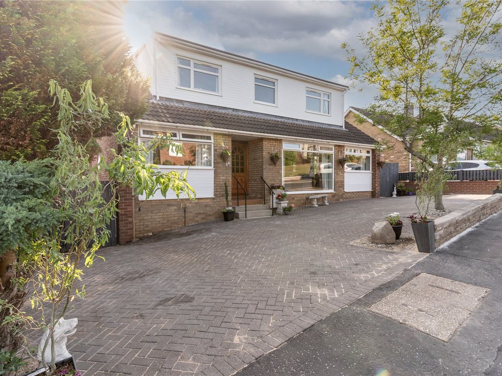5 bed detached house for sale in Calderbraes Avenue, Uddingston