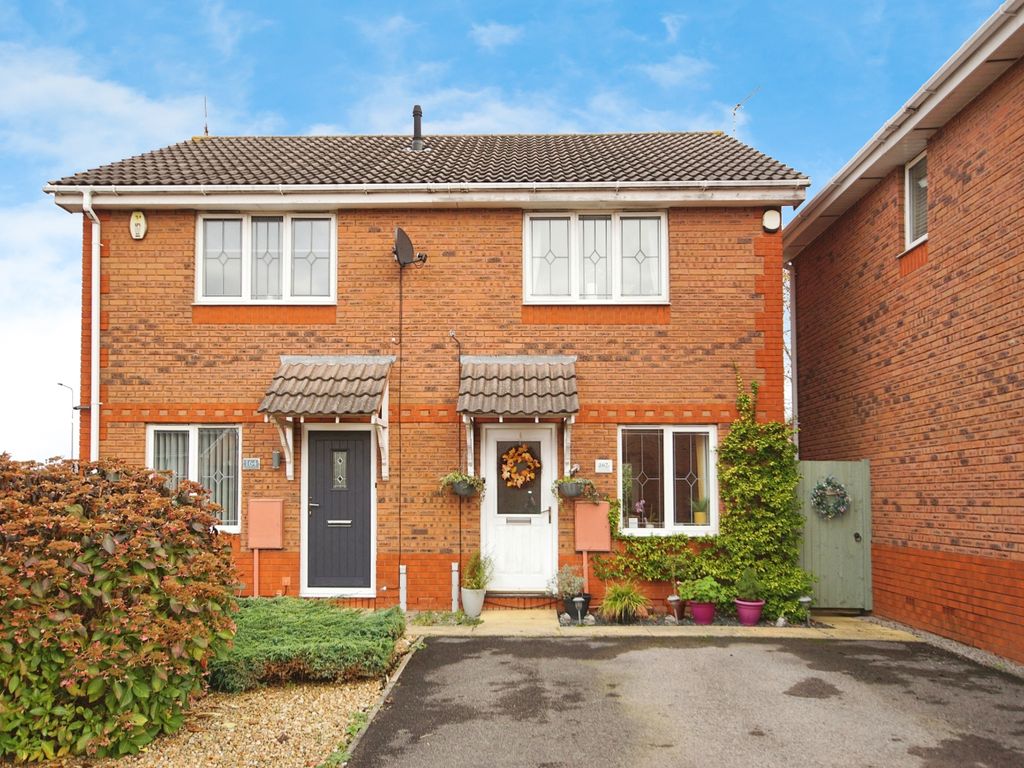 2 bed semidetached house for sale in Westons Brake, Emersons Green