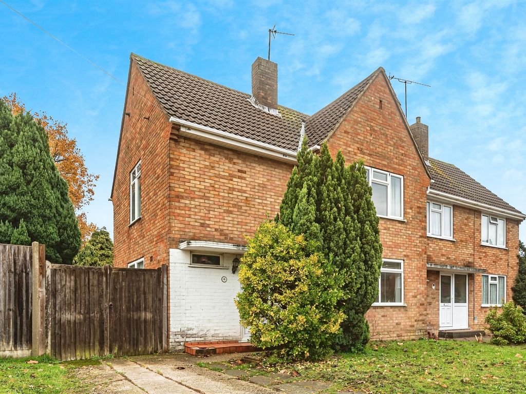 3 bed semidetached house for sale in Radnor Road, Earley, Reading RG6