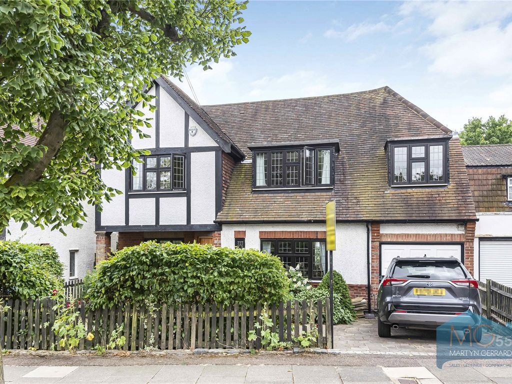 5 bed detached house for sale in Friary Road, London N12 Zoopla