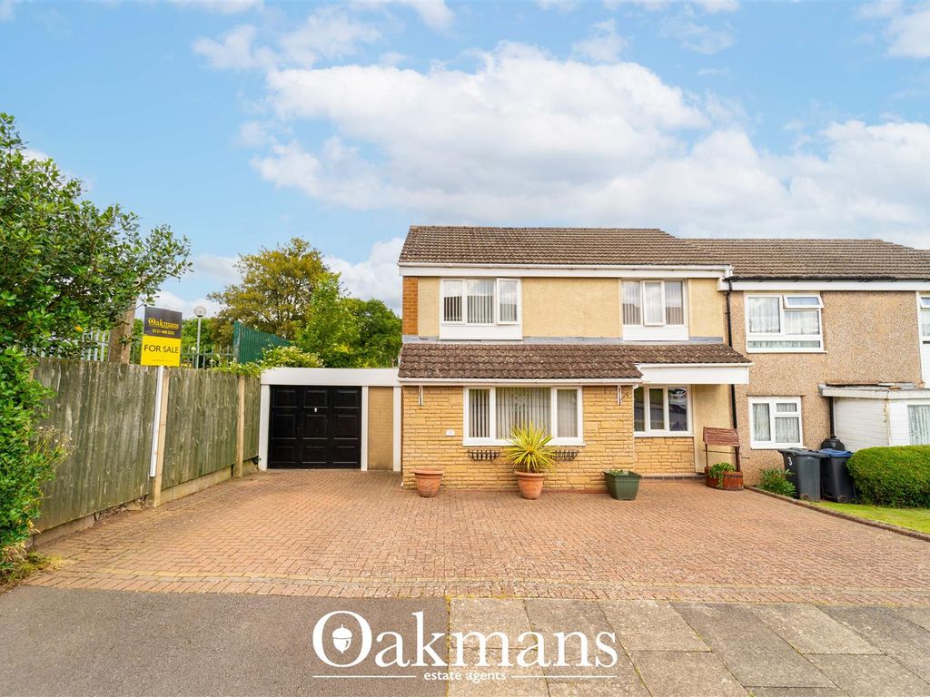 3 bed end terrace house for sale in Lydiate Avenue, Northfield