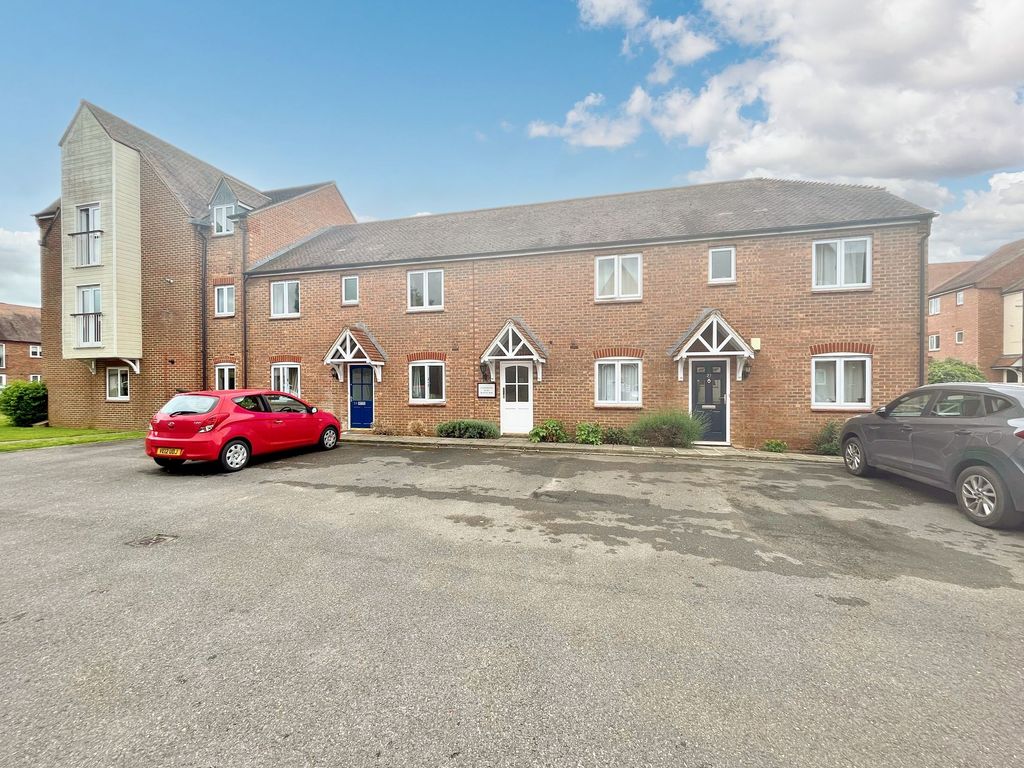 2 bed flat for sale in Marina Way, Abingdon OX14 Zoopla