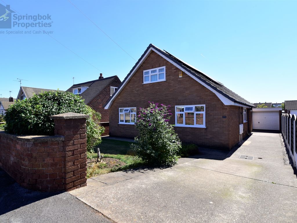 3 bed bungalow for sale in Peel Road, Mansfield, Nottinghamshire NG19