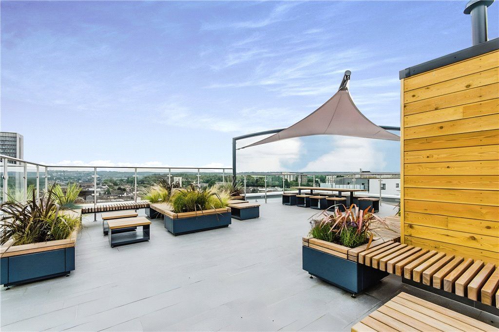 New home, 2 bed flat for sale in Green Dragon House, 6470 High Street