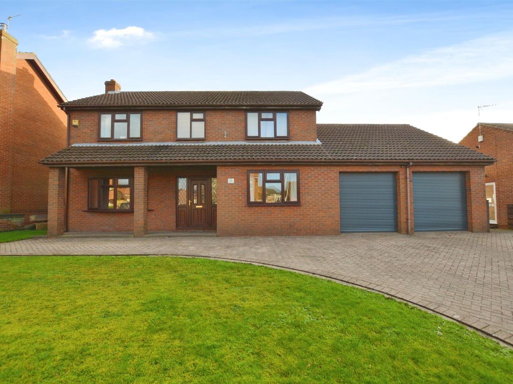 4 bed detached house for sale in Holme Drive, BurtonUponStather