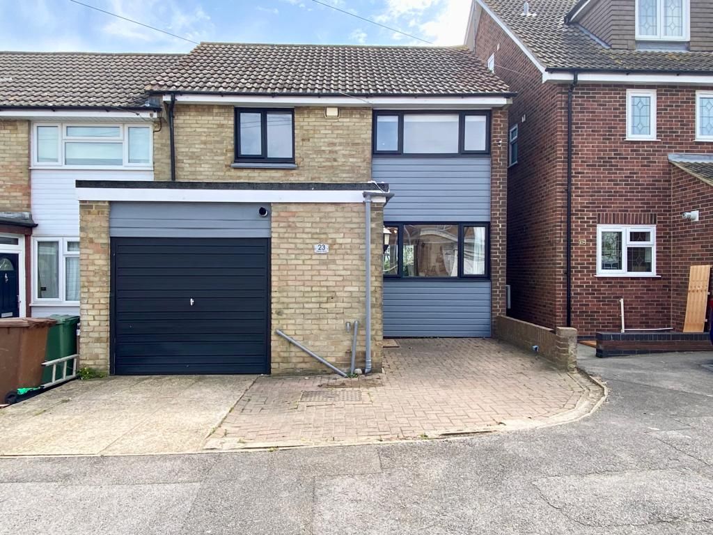 3 bed terraced house for sale in Heron Way, Lower Stoke, Rochester ME3