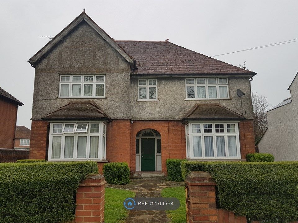 Studio to rent in Tring Road, Aylesbury HP20 Zoopla