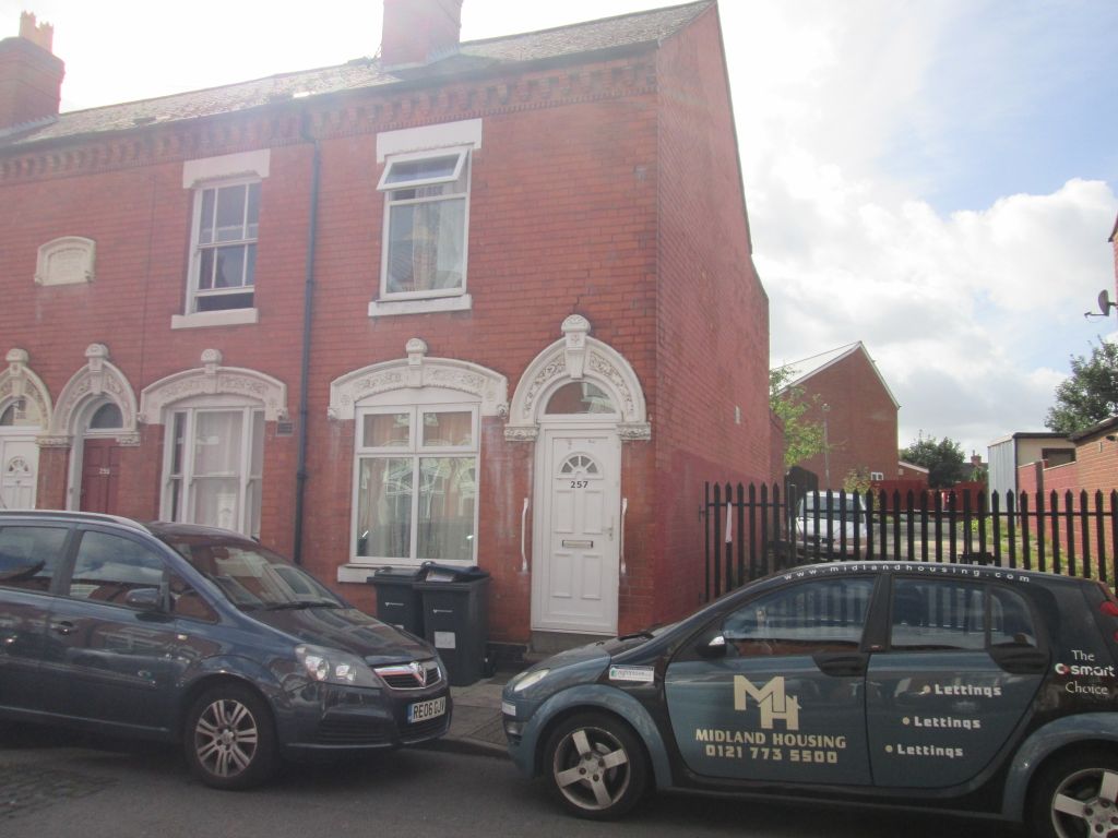 Room to rent in Clifton Road, Balsall Heath, Birmingham B12 Zoopla