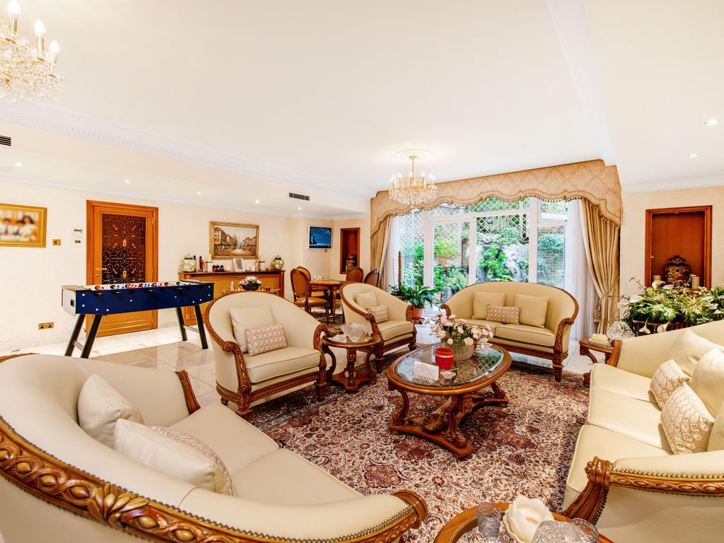 Southwick Place, London W2