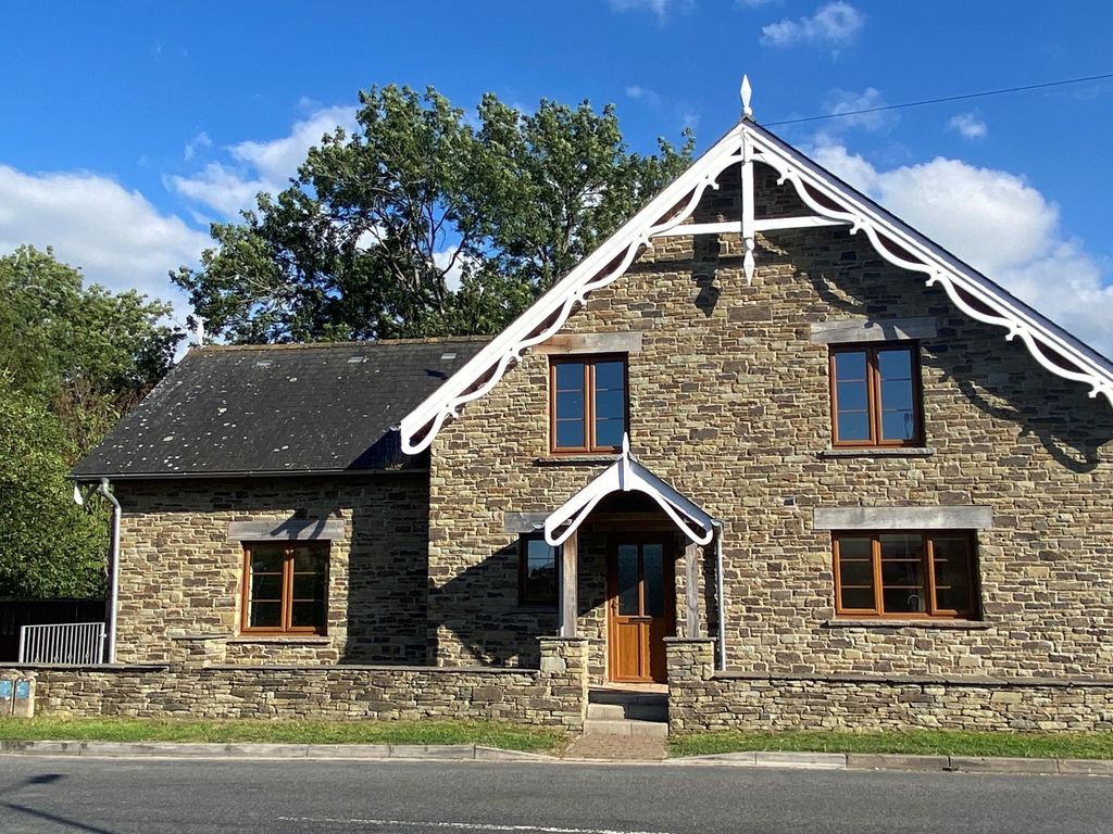 3 bed detached house for sale in Boughrood, Brecon LD3 Zoopla