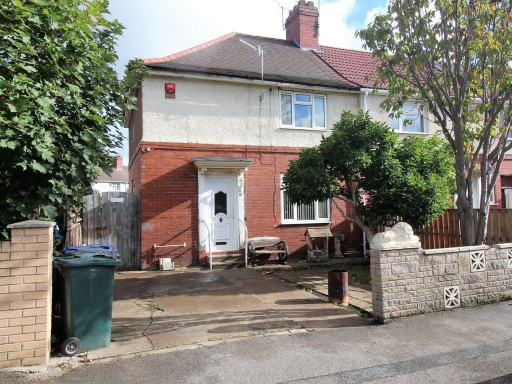 3 bed end terrace house for sale in Evelyn Avenue, Doncaster, South