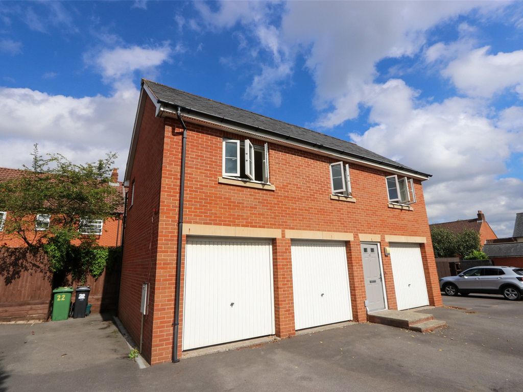 2 bed flat for sale in Hickory Lane, Almondsbury, Bristol, South