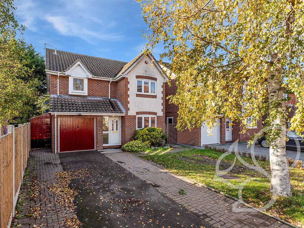 4 bed detached house for sale in Granville Way, Brightlingsea