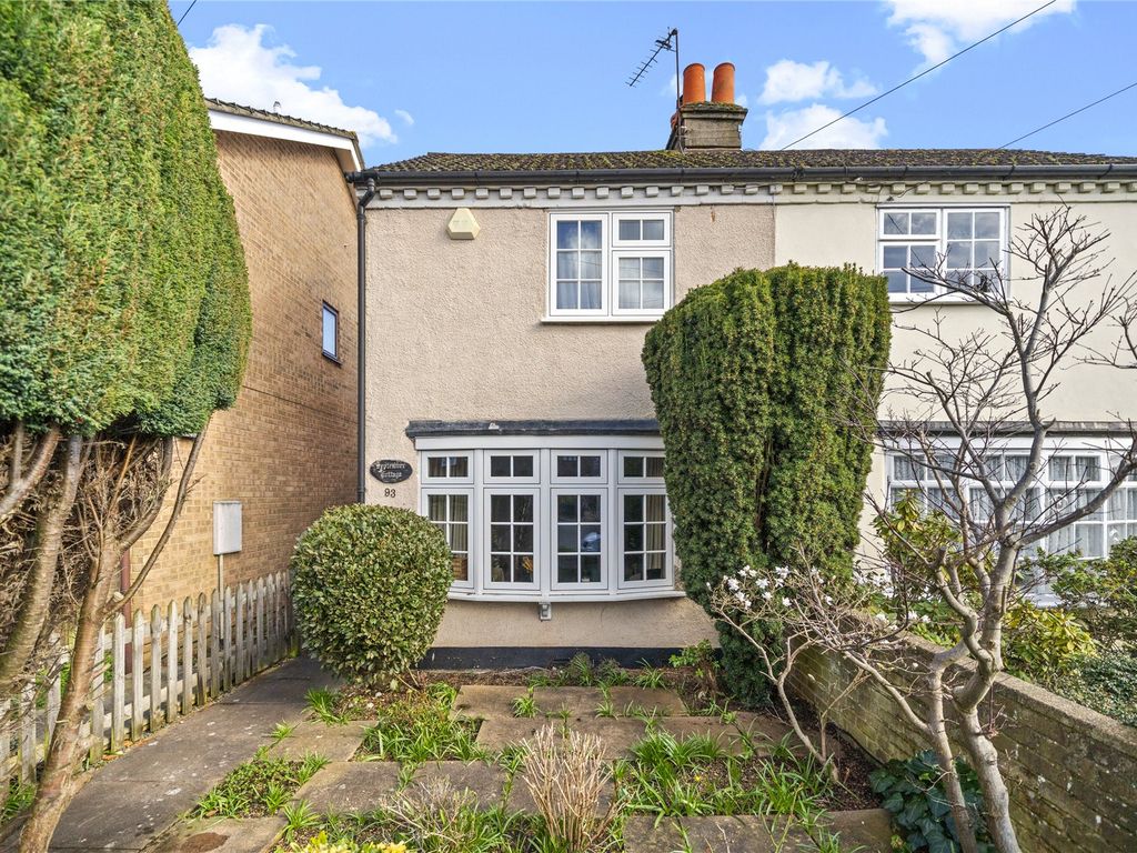 2 bed semidetached house for sale in Green Lane, Hersham, WaltonOn
