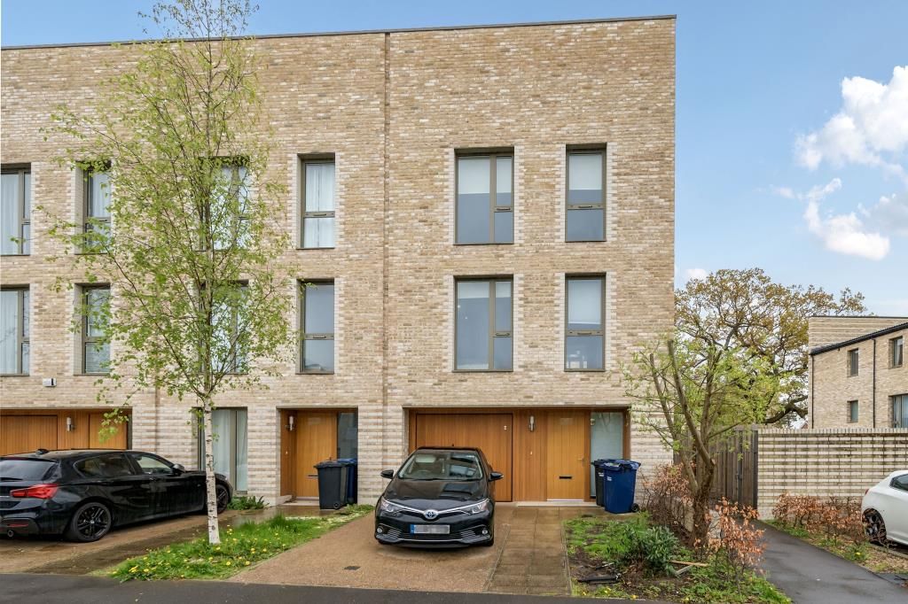 4 bed end terrace house for sale in Stanmore, Middlesex HA8 Zoopla