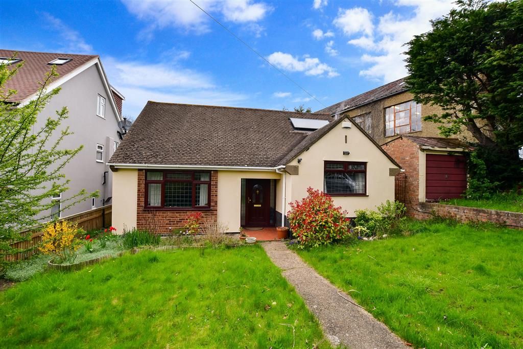 3 bed detached bungalow for sale in Eynsford Road, Farningham, Kent DA4 Zoopla