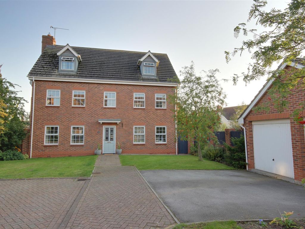 5 bed detached house for sale in Allerthorpe Crescent, Welton, Brough HU15, £470,000 Zoopla