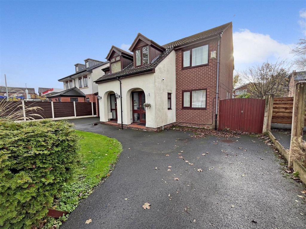 3 bed semidetached house for sale in St. Hildas Road, Northenden, Manchester M22 Zoopla