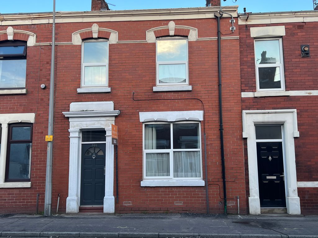 4 bed terraced house to rent in Plungington Road, Fulwood, Preston PR2